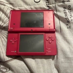 Dsi doesn’t come with charger